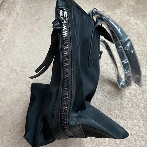 Botkier Bond Black Nylon Tote Bag Purse Tote Cleanable New with Tags fabfitfun - Picture 6 of 8